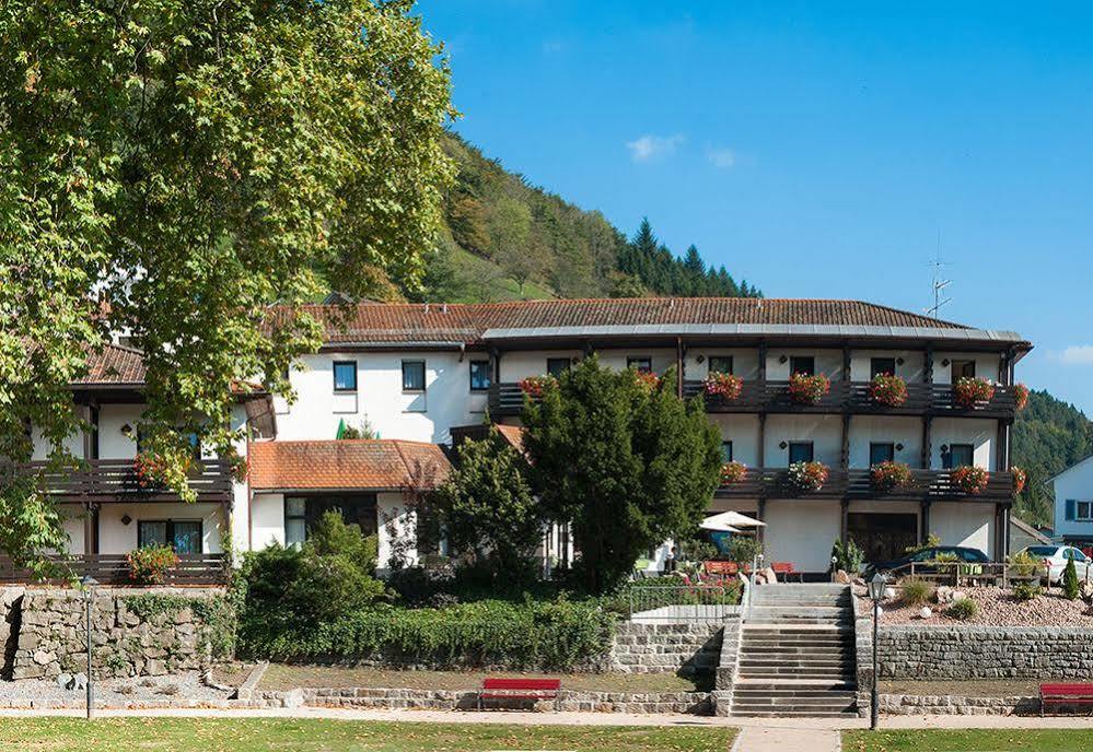 Kurgarten-Hotel Вольфах Екстер'єр фото
